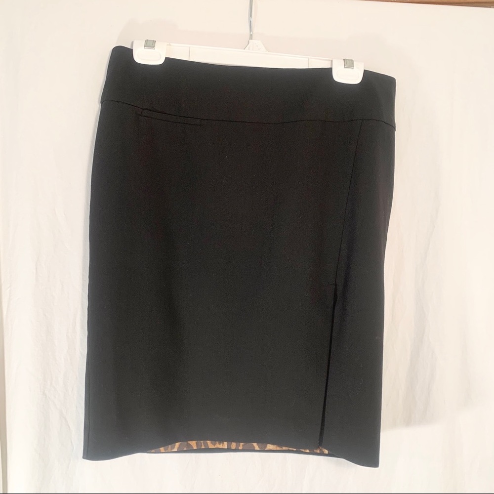 WOMENS WAIST 32 SIZE 8 LEOPARD LINING EXPRESS DESIGN STUDIO BLACK ZIP BCK SKIRT
